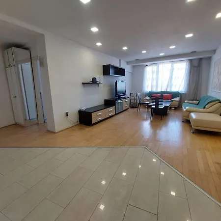 דירה The Penthouse