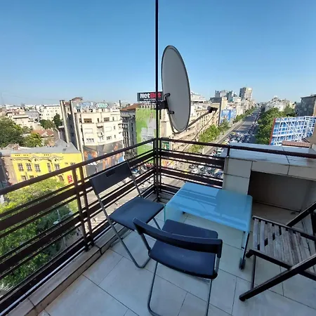 The Penthouse * בוקרשט