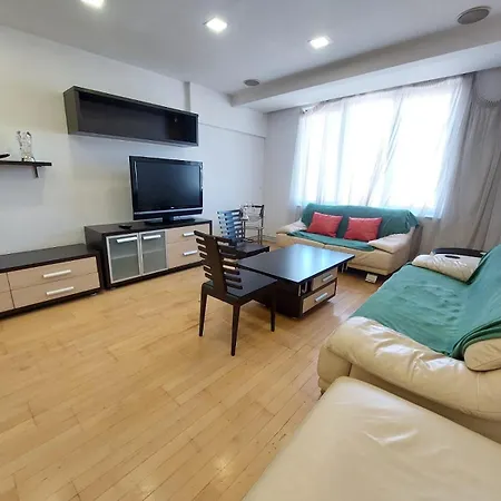 Апартаменти The Penthouse